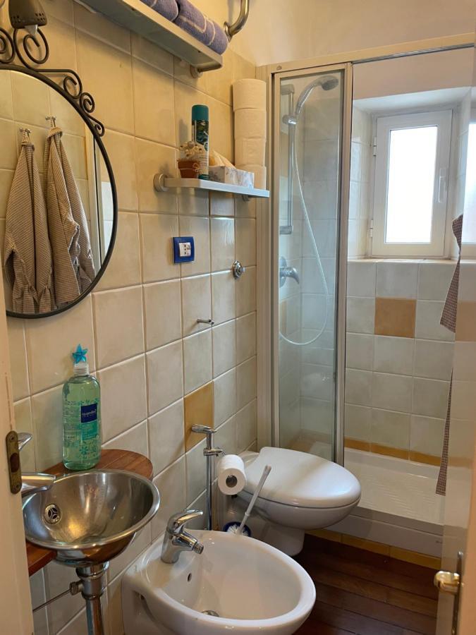 Little Nest Apartment La Spezia Bagian luar foto